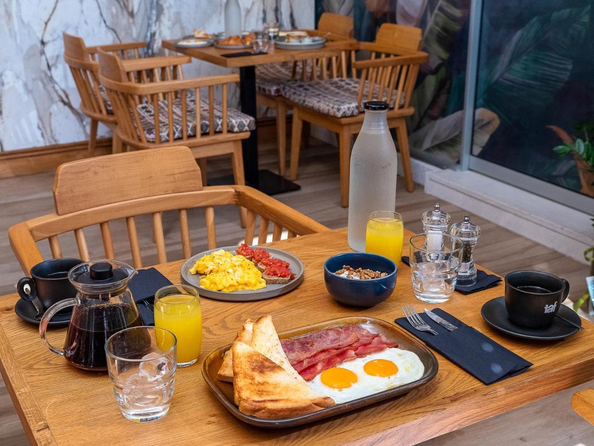 הרקליון Metropole Urban Hotel מראה חיצוני תמונה
